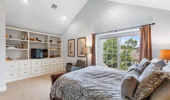 2 Seal Island Rd, Bristol, RI 02809