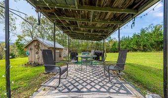 483 Store Hill Rd, Austinville, VA 24312