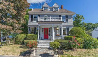 1055 Washington St, Bath, ME 04530