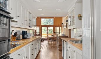 1008 Bear Valley Rd, Bear Valley, CA 95223