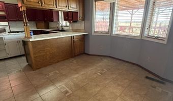 1011 12000 Rd, Altamont, KS 67330