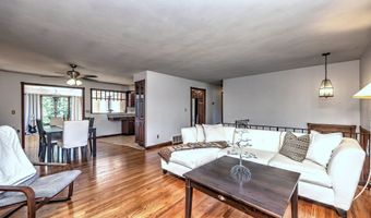 11 Ark Rd, Branford, CT 06405