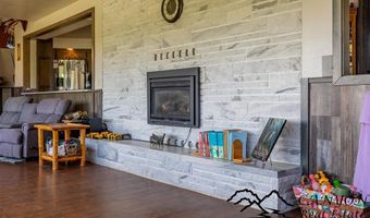 124 Highway 14A W, Byron, WY 82412