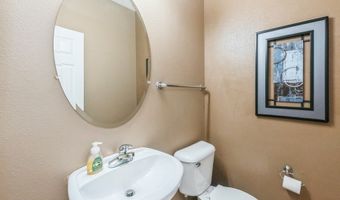 4528 NE Mcdougal Ln, Ankeny, IA 50021