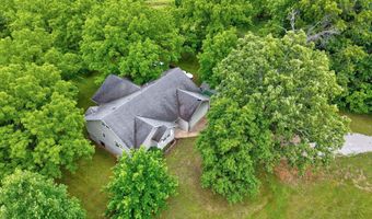 21445 Lawrence 2074, Ash Grove, MO 65604