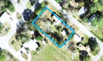 128 16th St, Apalachicola, FL 32320