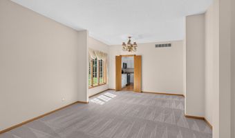 3038 Aspen Rd, Ames, IA 50014