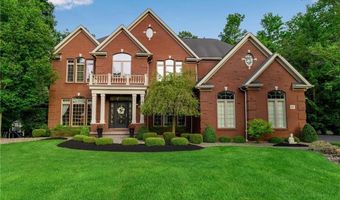 5007 Rockhaven Dr, Clarence, NY 14031