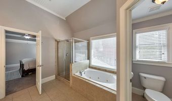 62 Applewood Ln, Acworth, GA 30101