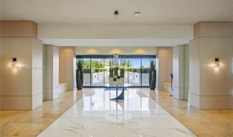 1000 W Island Blvd 504, Aventura, FL 33160