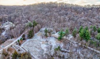 7422 Loy Rd, Arena, WI 53503