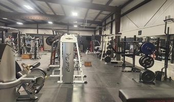 416 Barnett Dr, Batesville, AR 72501