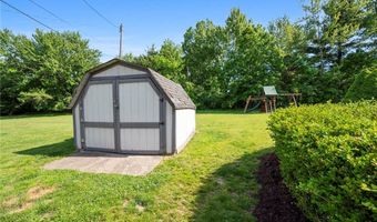 195 Shawnee Trl, Aurora, OH 44202