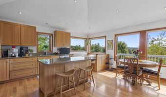 9364 Spring Creek Rd, Amherst, WI 54406