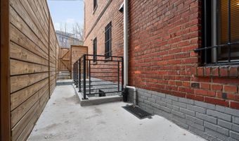 1821 T St NW, Washington, DC 20009