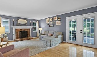 706 Eaglebrooke Dr, Ballwin, MO 63021