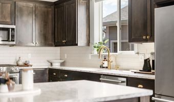 2608 NW Compass Corner Loop, Bend, OR 97703