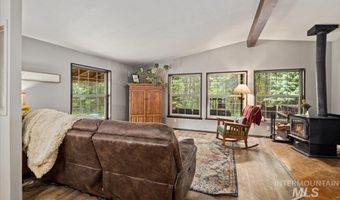 29 Rising Ln, Cascade, ID 83611