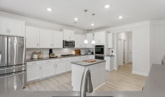 6015 Thicket Ln, Boiling Springs, SC 29316