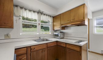 27 2nd St, Adams, MA 01220