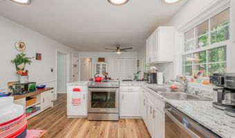 1805 Holly St, Apex, NC 27502