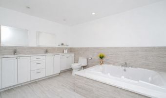 26 Altoona Ave, Staten Island, NY 10306