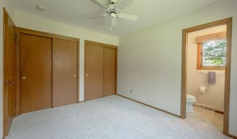 518 Topaz Ln, Madison, WI 53714