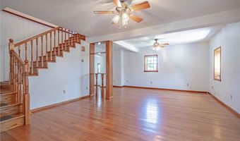 4165 E Texas Rd, Allentown, PA 18103