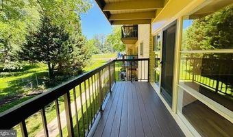 4957 AMERICANA Dr 106, Annandale, VA 22003