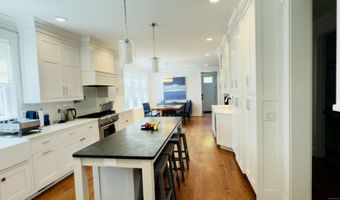 91 Noroton Ave, Darien, CT 06820