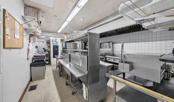 208 S Main St, Algonquin, IL 60102