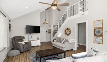 921 Lake Viking Ter, Altamont, MO 64640