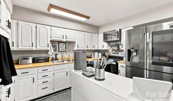 376 School Rd E, Asheville, NC 28803
