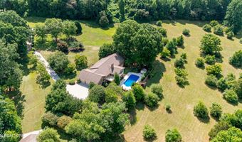 628 Charlotte St, Athens, TN 37303