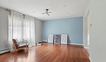 3 Cold Spring Dr, Alloway, NJ 07422
