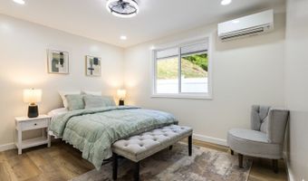 3058 Uaawa Pl, Honolulu, HI 96819