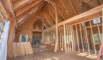 5 Liberty Ln, Barrington, NH 03825