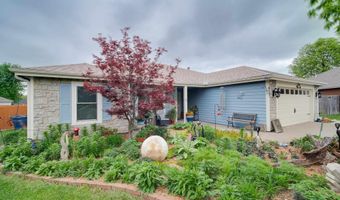 927 Jasara Cir, Baldwin City, KS 66006