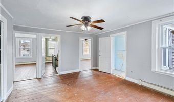 694 Hope St, Bristol, RI 02809