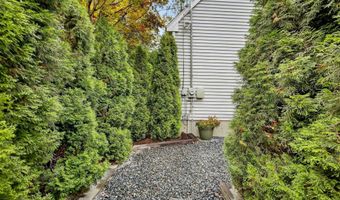 119 Hensmith Rd, Salisbury, NH 03268