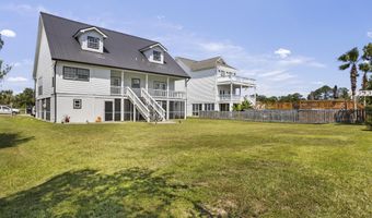 5140 Atlantis Dr, Bay St. Louis, MS 39520