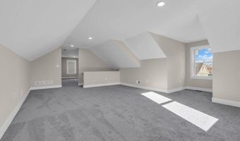 1 Potters Ct, Bayville, NJ 08721