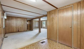 166 Lynch St SE, Acworth, GA 30101