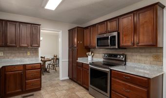 1209 SEQUOIA Trl, Alabaster, AL 35007