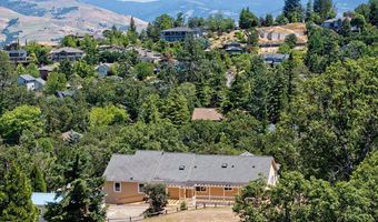 605 Orchard St, Ashland, OR 97520