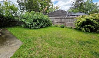 111 Woodbine St, Cranston, RI 02910