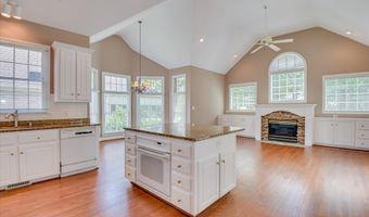 221 Double Eagle Ct, Aiken, SC 29803