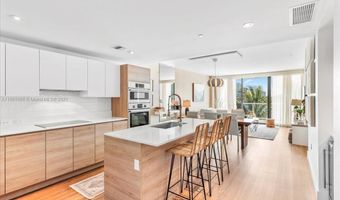 10201 E Bay Harbor Dr 304, Bay Harbor Islands, FL 33154