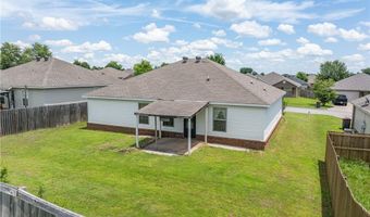 221 Regency Dr, Barling, AR 72923