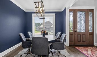 7725 S Shoreline Blvd, Benton, AR 72019